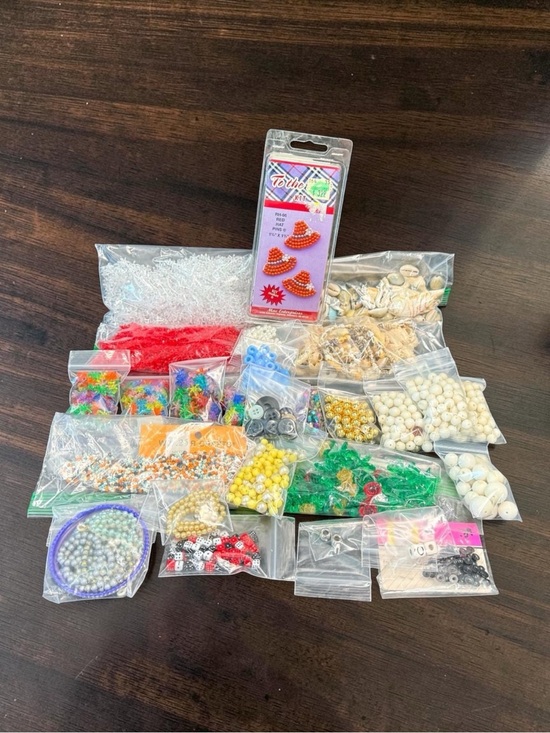 Other - Crafting Lot of Beads